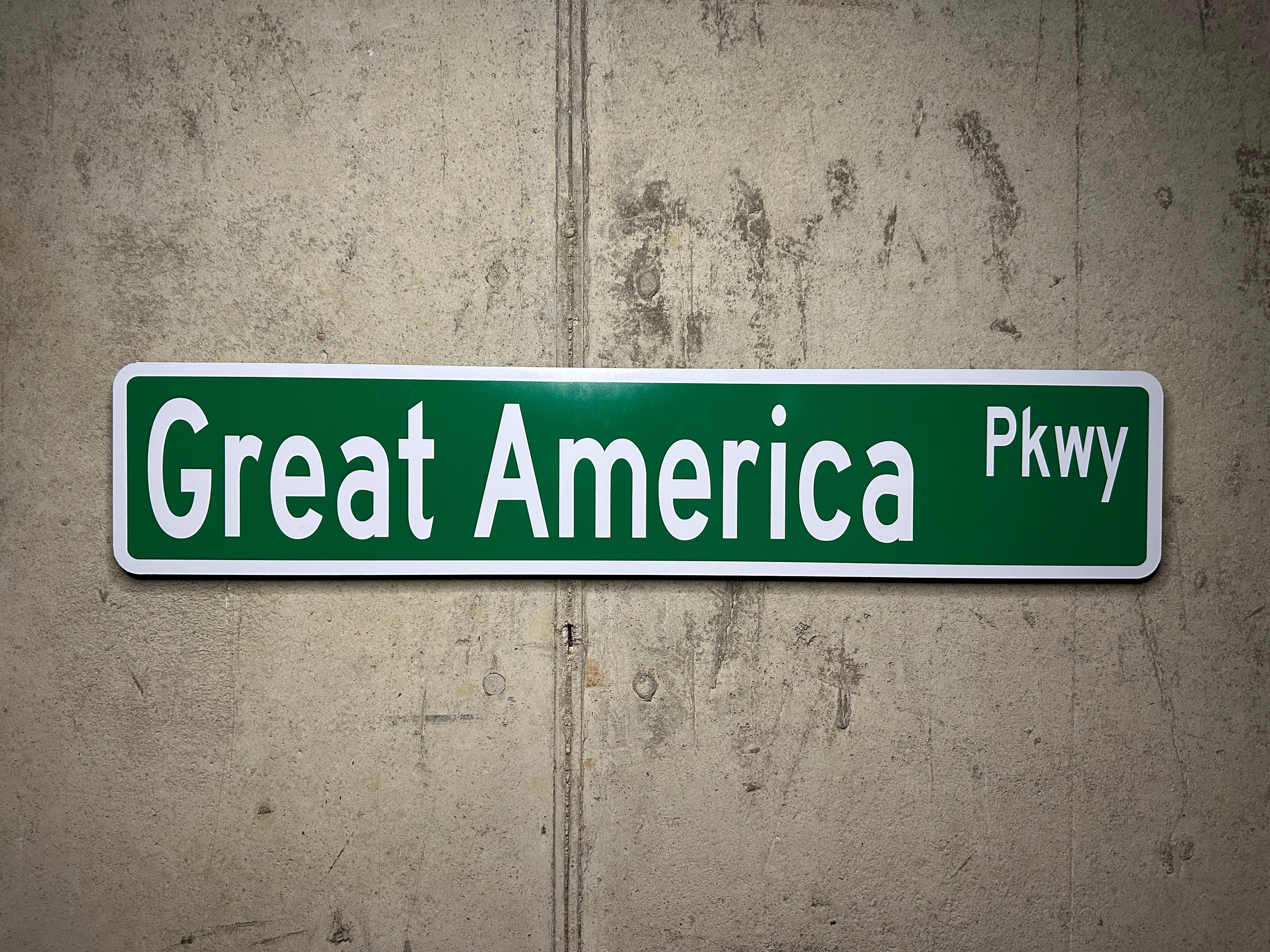 Great America Parkway Street Sign